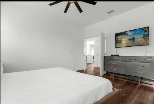 Building Photo - 4412 Acorn Ct