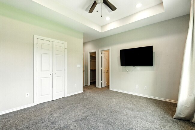 Building Photo - 5105 Ricky St