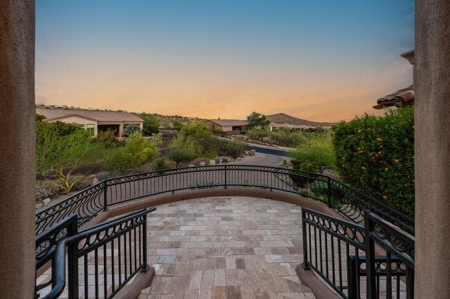 Building Photo - 14598 E Corrine Dr