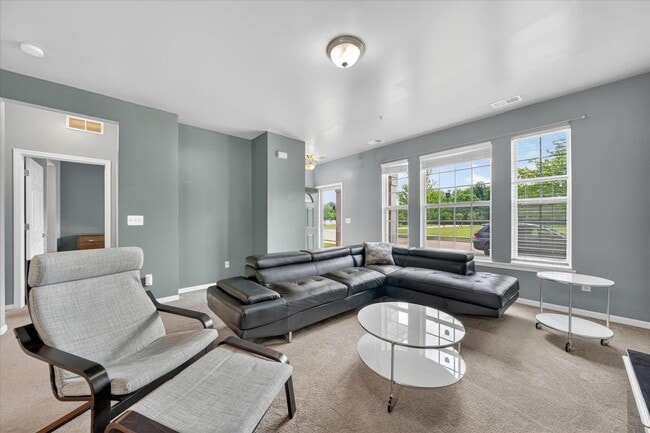 Building Photo - 23668 Northstone Village Dr