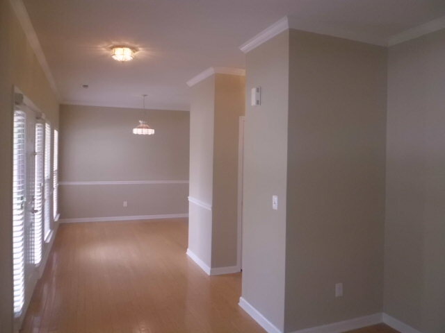 Building Photo - 4400 Chimney Springs Dr
