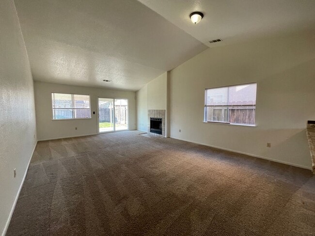 Building Photo - 441 N McClure Rd