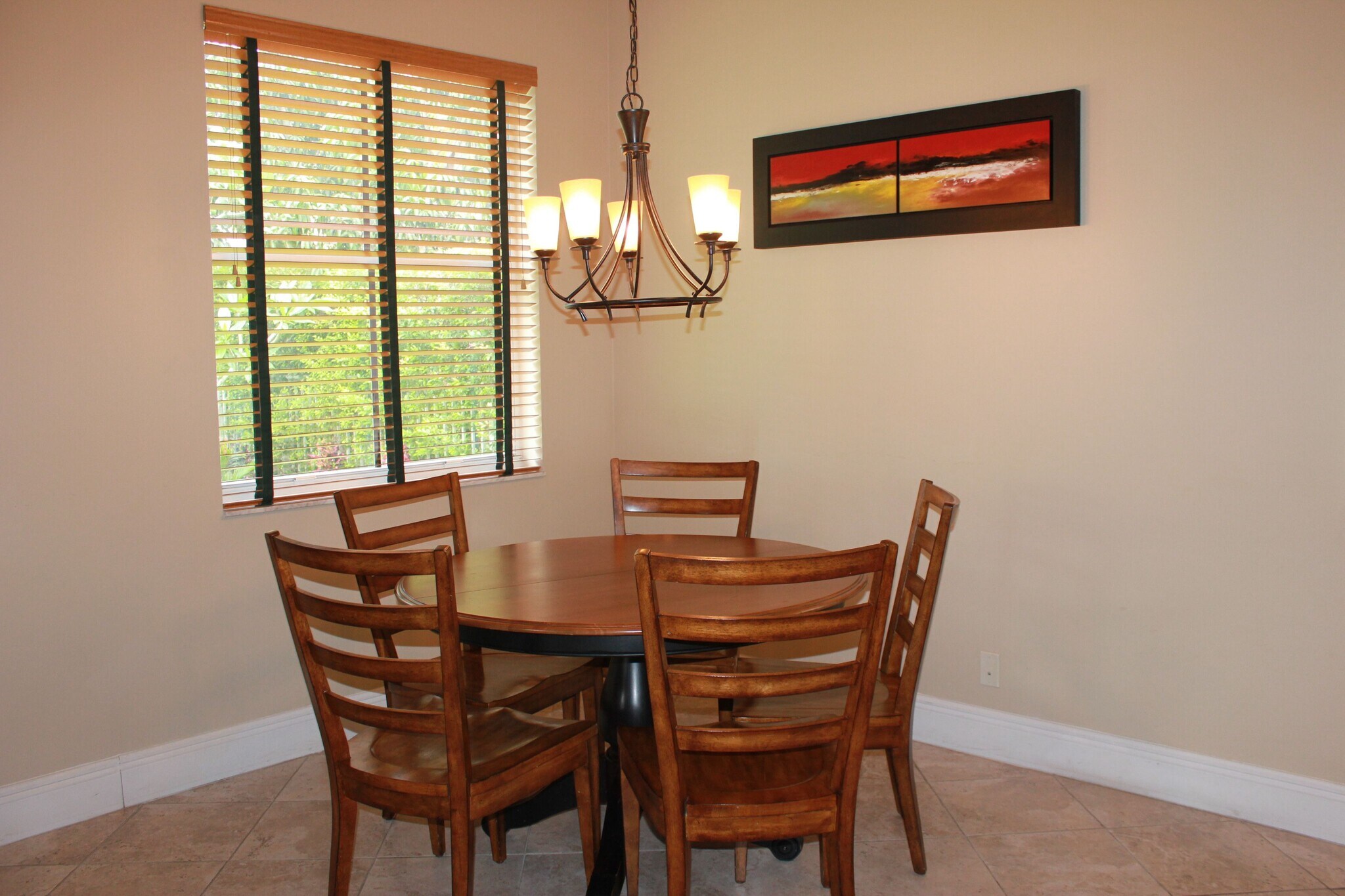 Building Photo - 1342 Crossbill Court