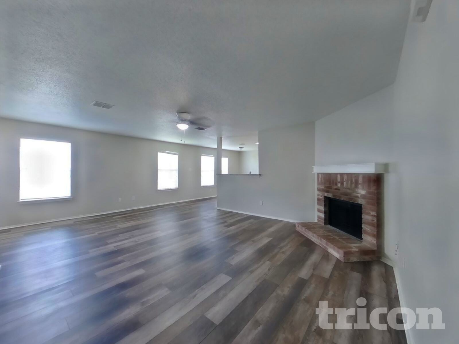 Building Photo - 2636 Peach Dr