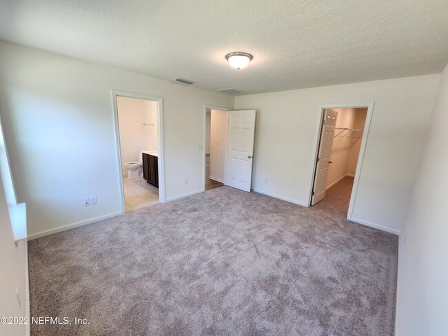 Building Photo - 3035 Lucille Ln