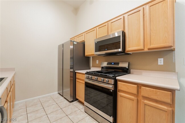 Building Photo - 3325 Cactus Shadow St