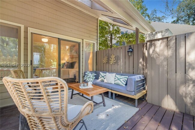 Building Photo - 66 Shell Ring Rd