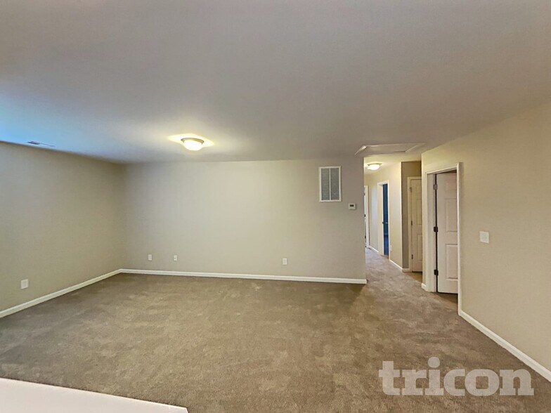 Building Photo - 4219 Patricia Ann Ct