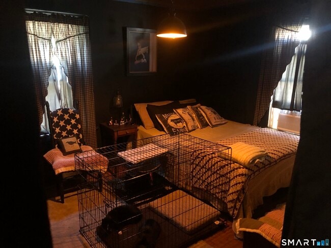 Building Photo - 317 Garden St