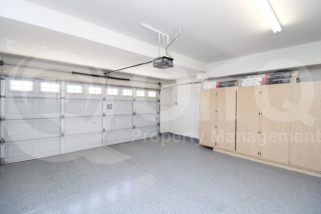 Building Photo - 3834 E Cavalry Ct