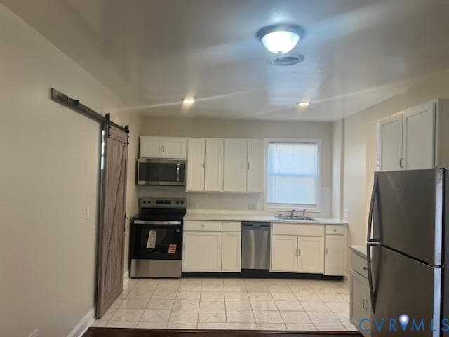 Building Photo - 3311 Cliff Ave