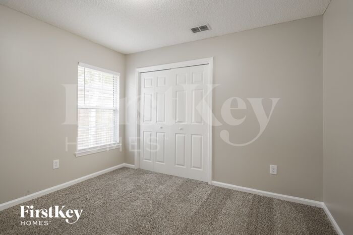 Building Photo - 4387 Pebble Brook Dr