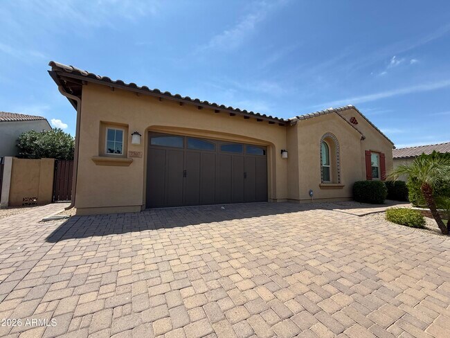 Building Photo - 2307 E Mahogany Pl