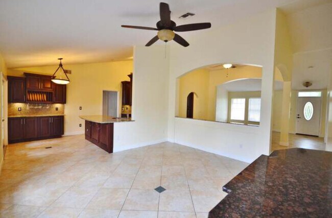 Dining room - 17569 89th Pl N