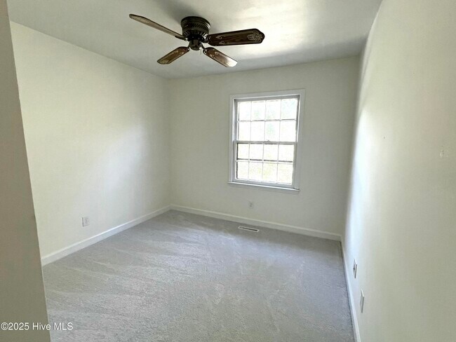 Building Photo - 4913 Marlin Ct