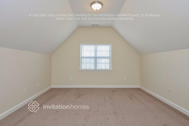 Building Photo - 577 Rolling Meadows Dr