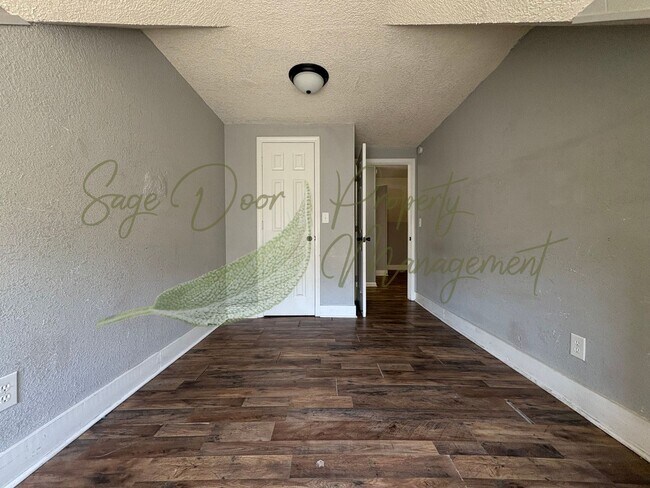 Building Photo - 2639 E 29th St