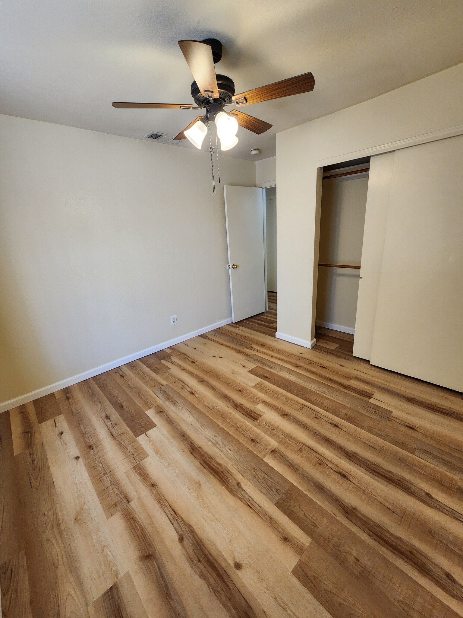 Bedroom 3 - 5179 W Warbler St