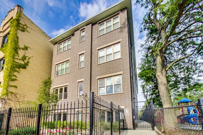 Building Photo - 6206 S Kimbark Ave