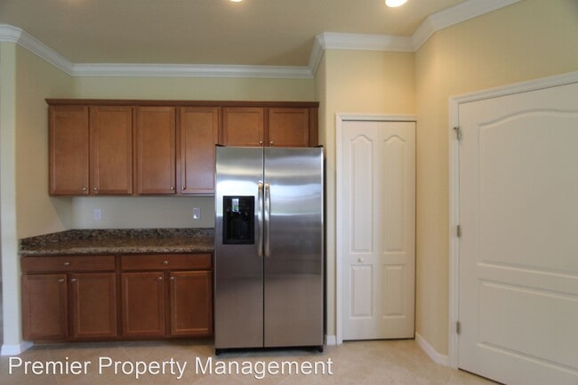 Building Photo - 4 br, 3 bath House - 14791 Cranberry Ct.