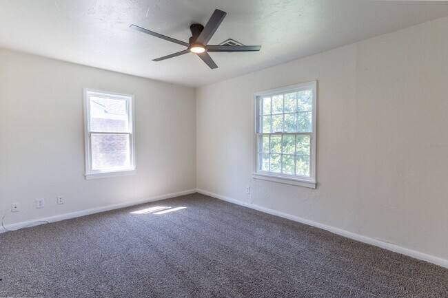 Building Photo - 3 Bedroom Rent to Own Home Available!