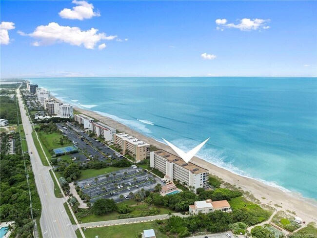 Building Photo - 10310 S Ocean Dr