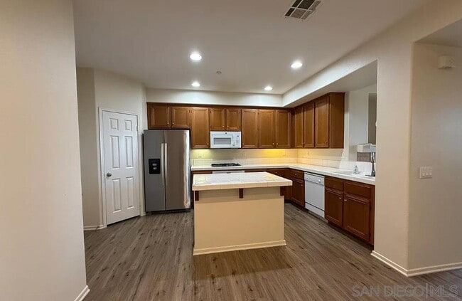 Building Photo - 7770 Via Belfiore
