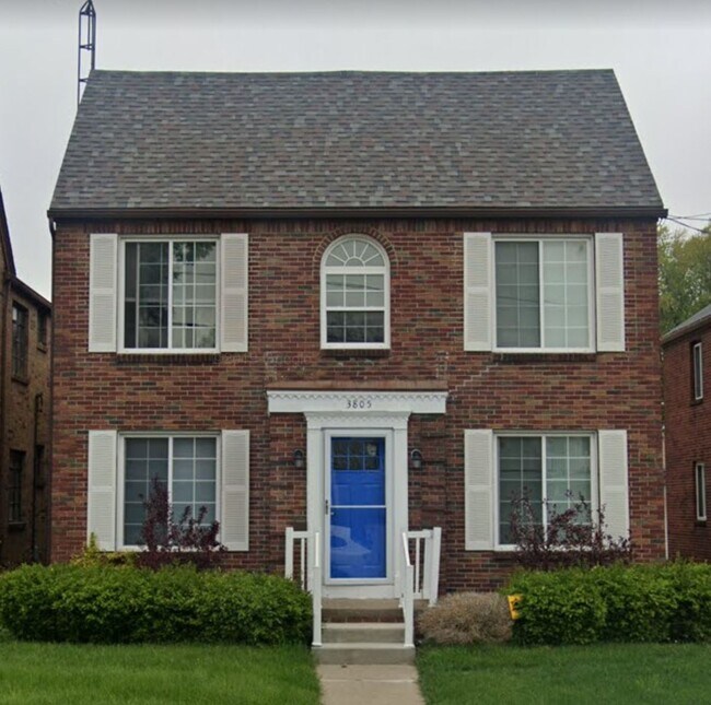 Primary Photo - 3805 Torrance Dr