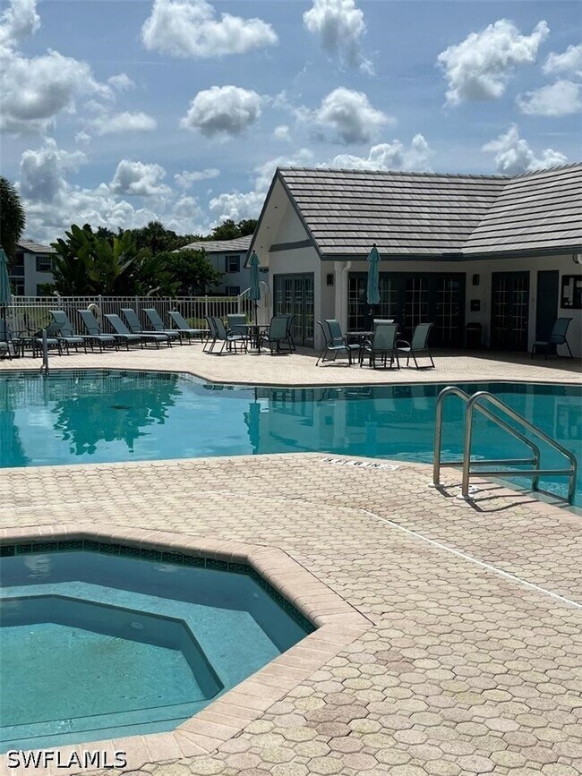 Building Photo - 853 Tanbark Dr