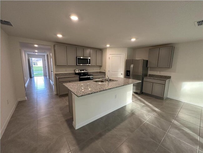 Building Photo - 16680 SW 30th Avenue Rd