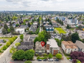 Building Photo - Greenwood Area Townhome!