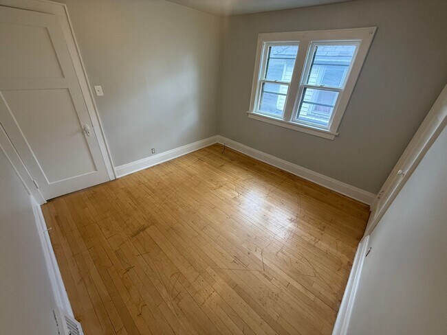 Building Photo - 2639 N 55th St