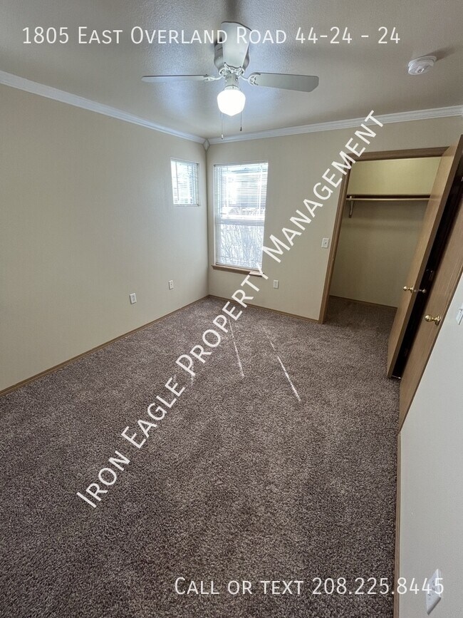 Building Photo - 1805 E Overland Rd