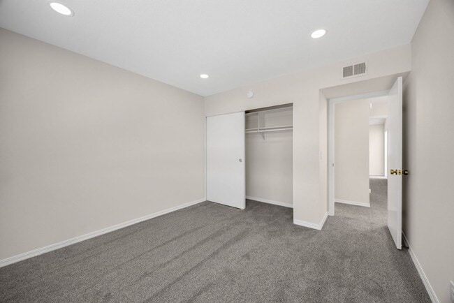 Building Photo - 15746 Tetley St