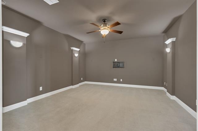 Building Photo - 2905 Vaquero Ln