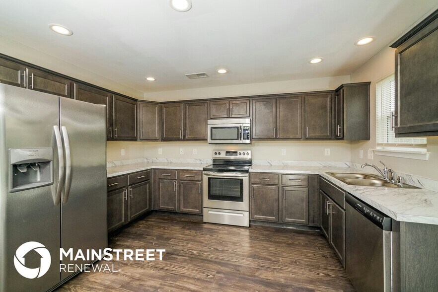 Building Photo - 2201 Walcot Way