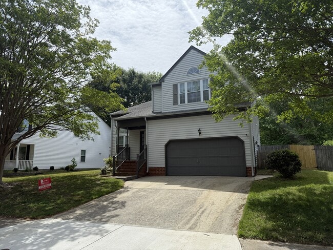Building Photo - 3813 Sterncroft Dr