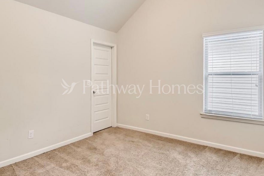 Building Photo - 1610 Potomac Ct