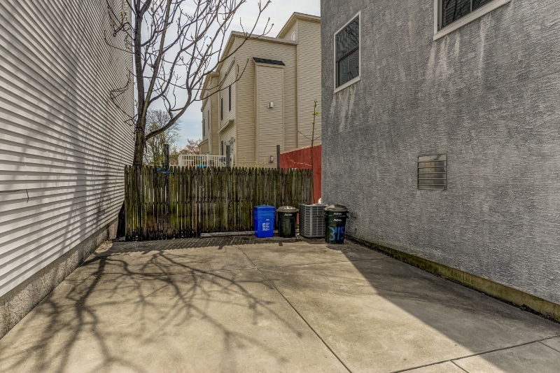 Building Photo - 4417 Manayunk Ave