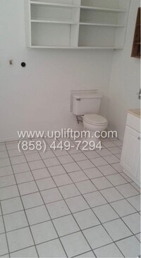 Building Photo - 102 N Ramona St