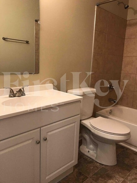 Building Photo - 5851 Tybalt Ln