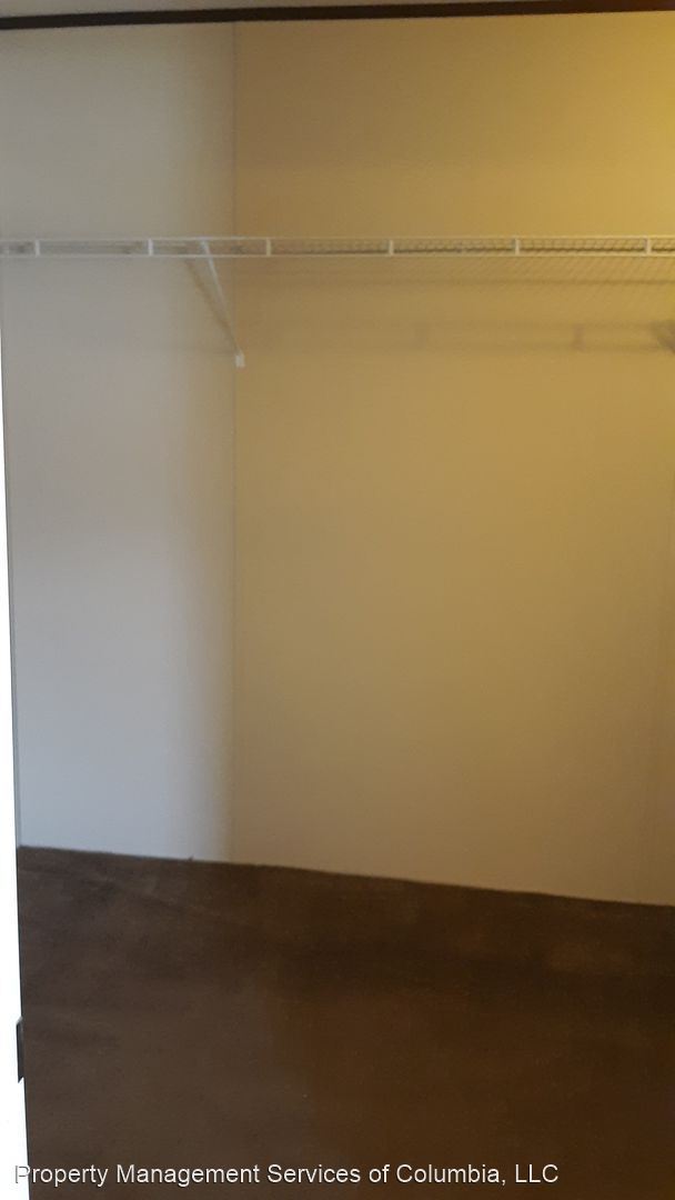 Building Photo - 3 br, 2 bath House - 109 Charm Hill Rd