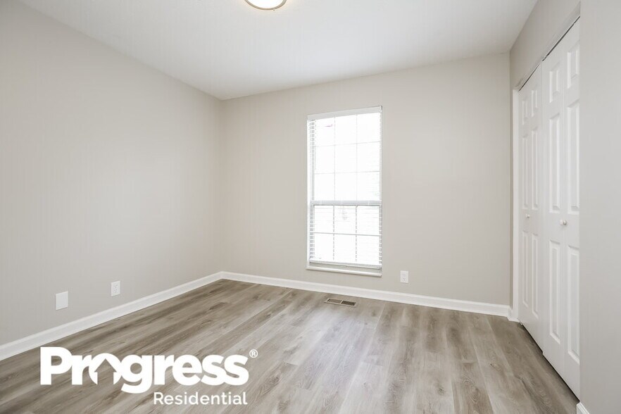 Building Photo - 404 Sorensen Way
