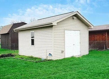 Building Photo - 41223 Sesame Dr