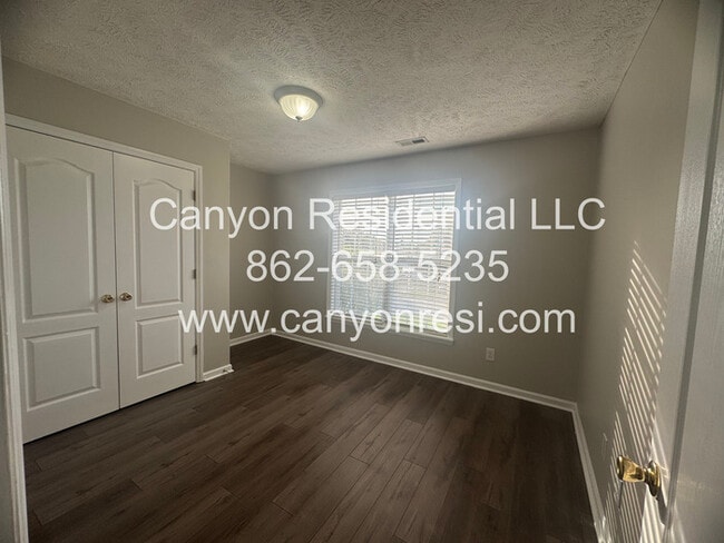 Building Photo - 3117 Winesap Rd
