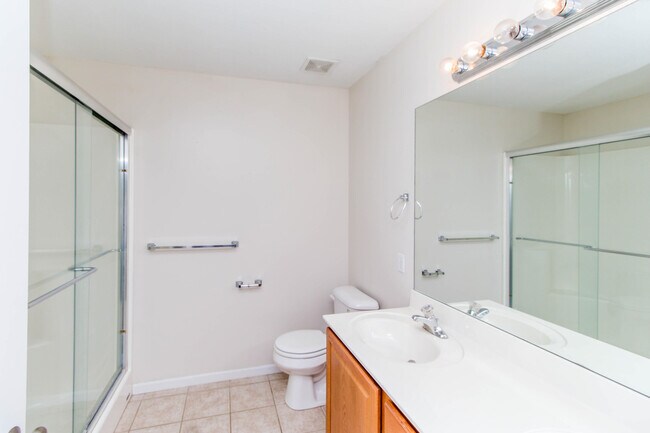 Building Photo - 4800 Burbank Loop