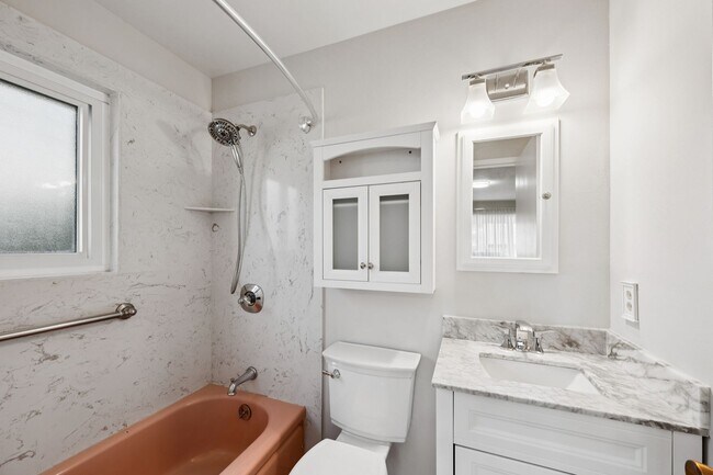 Building Photo - 2727 McGee Ave