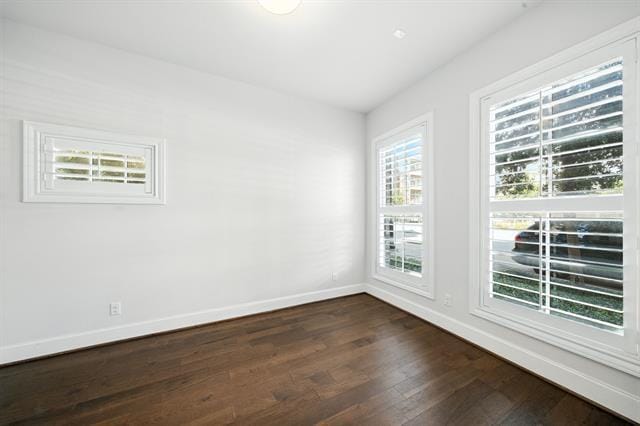 Building Photo - 14989 Oak St