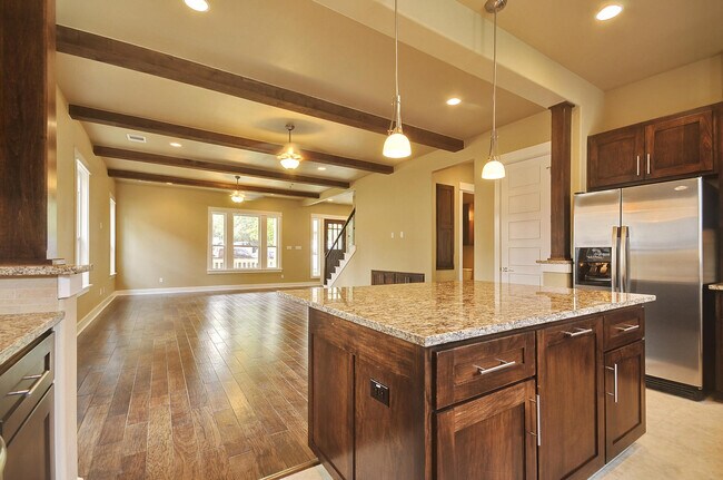 Building Photo - UT PRE-LEASE: 2011 Constructed Custom West...