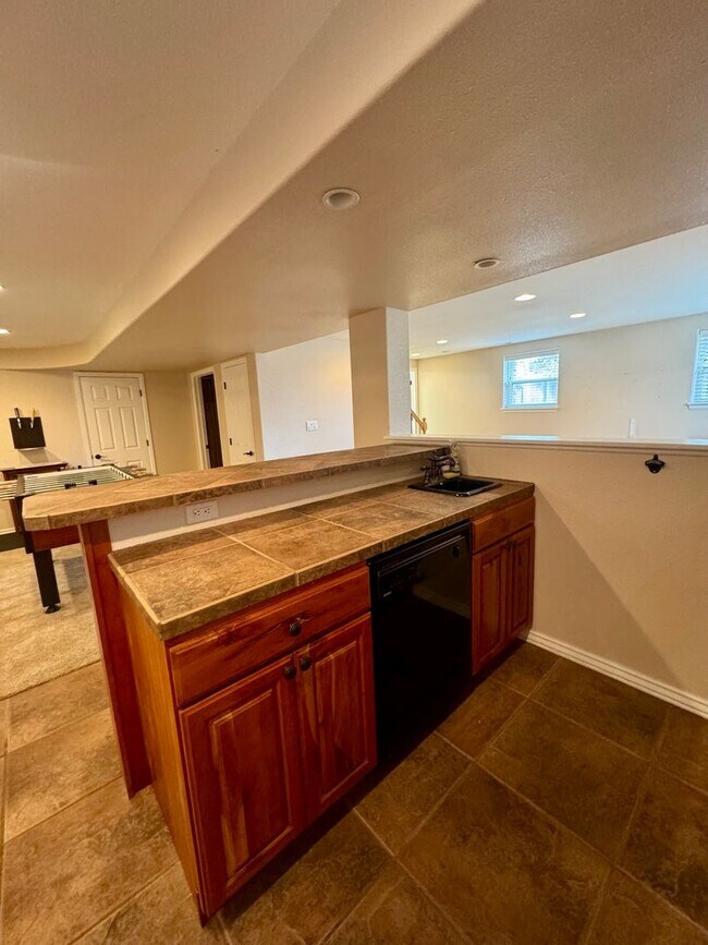 Building Photo - Beautiful home in Black Forest on 2.5 acres